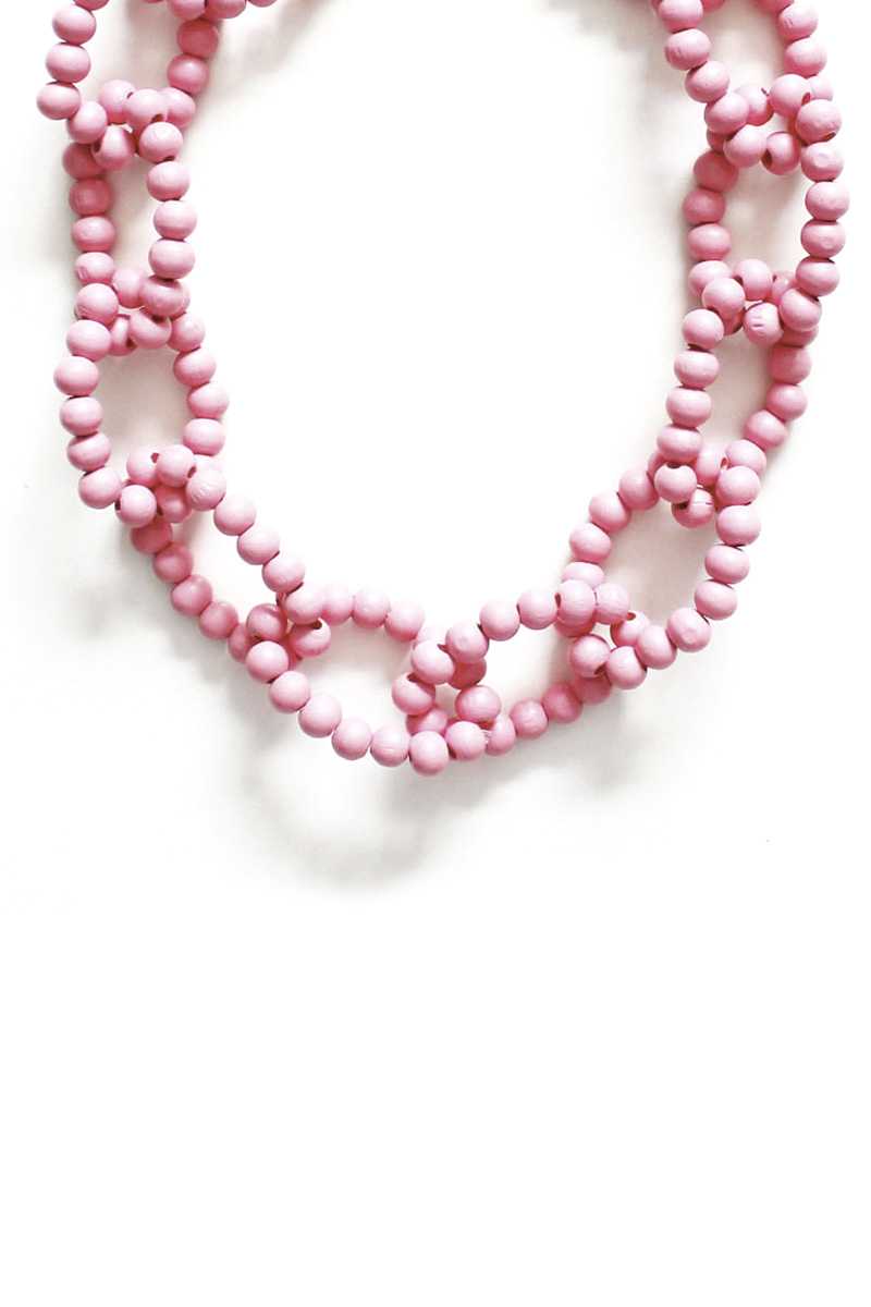 Color Wood Bead O Link Necklace